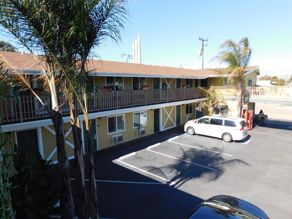 Seaside Hotel 2*
